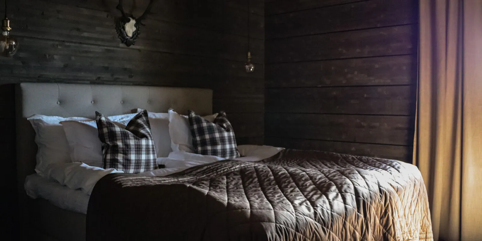 himmelfjall bedroom